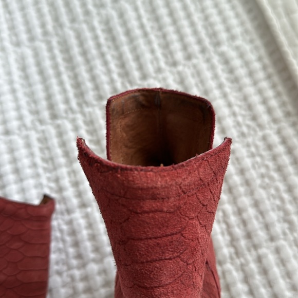 EUC Jeffrey Campbell Booties - Picture 6 of 8